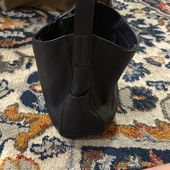 Micheal Kors Designer Shoulder Bag - Picture 5 of 6